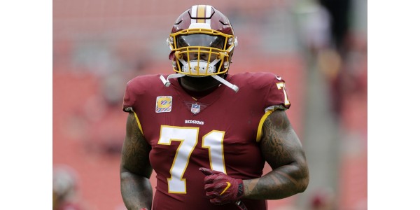 Trent Williams signe avec les 49ers de San Francisco
